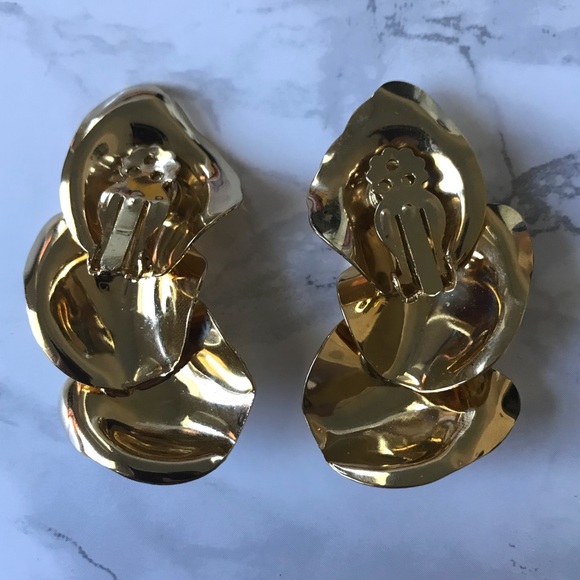 NWOT Margo Clip-On Drop Earrings - Picture 3 of 3